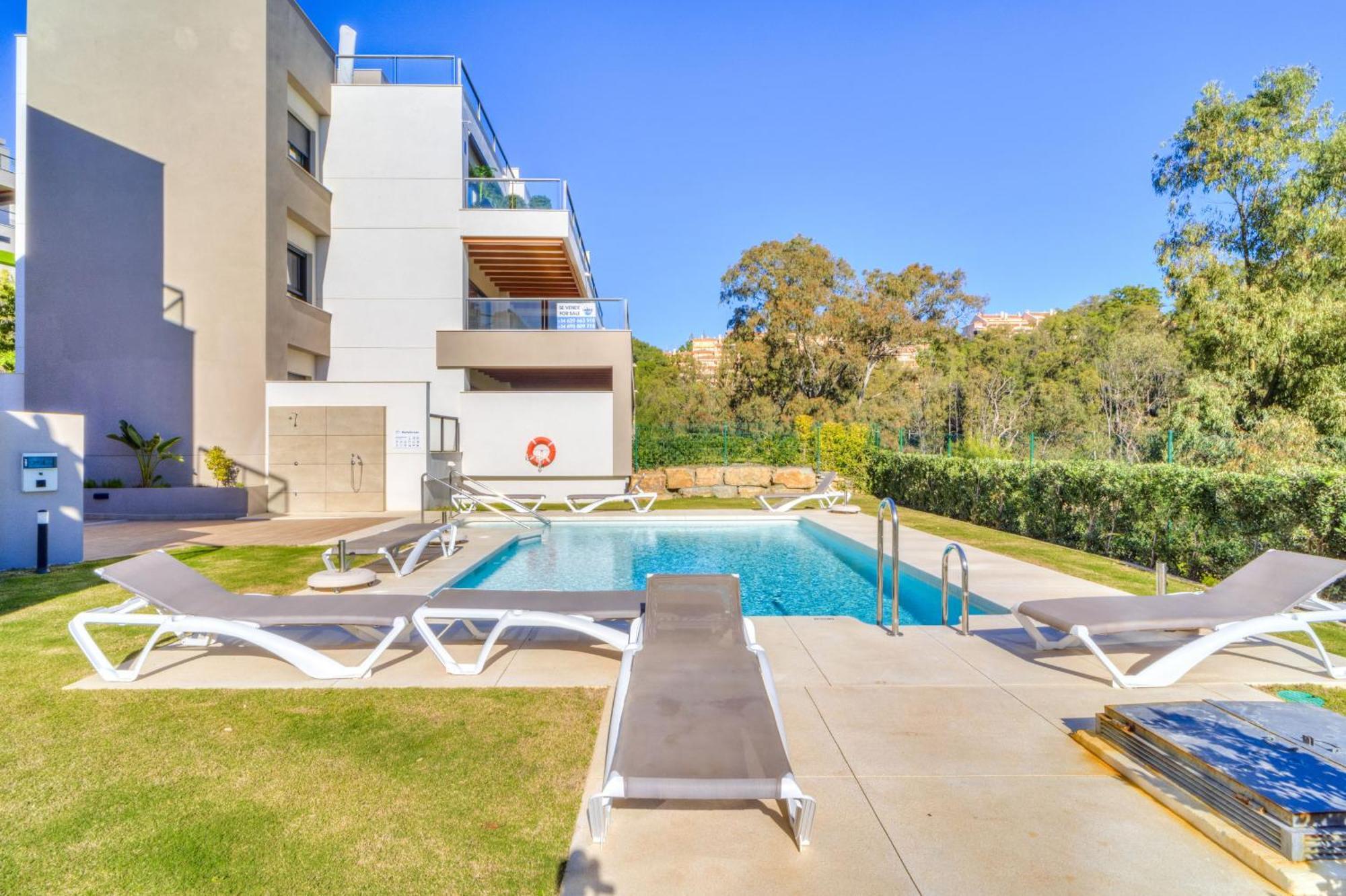 Lakes - 3 Bedroom * Marbella