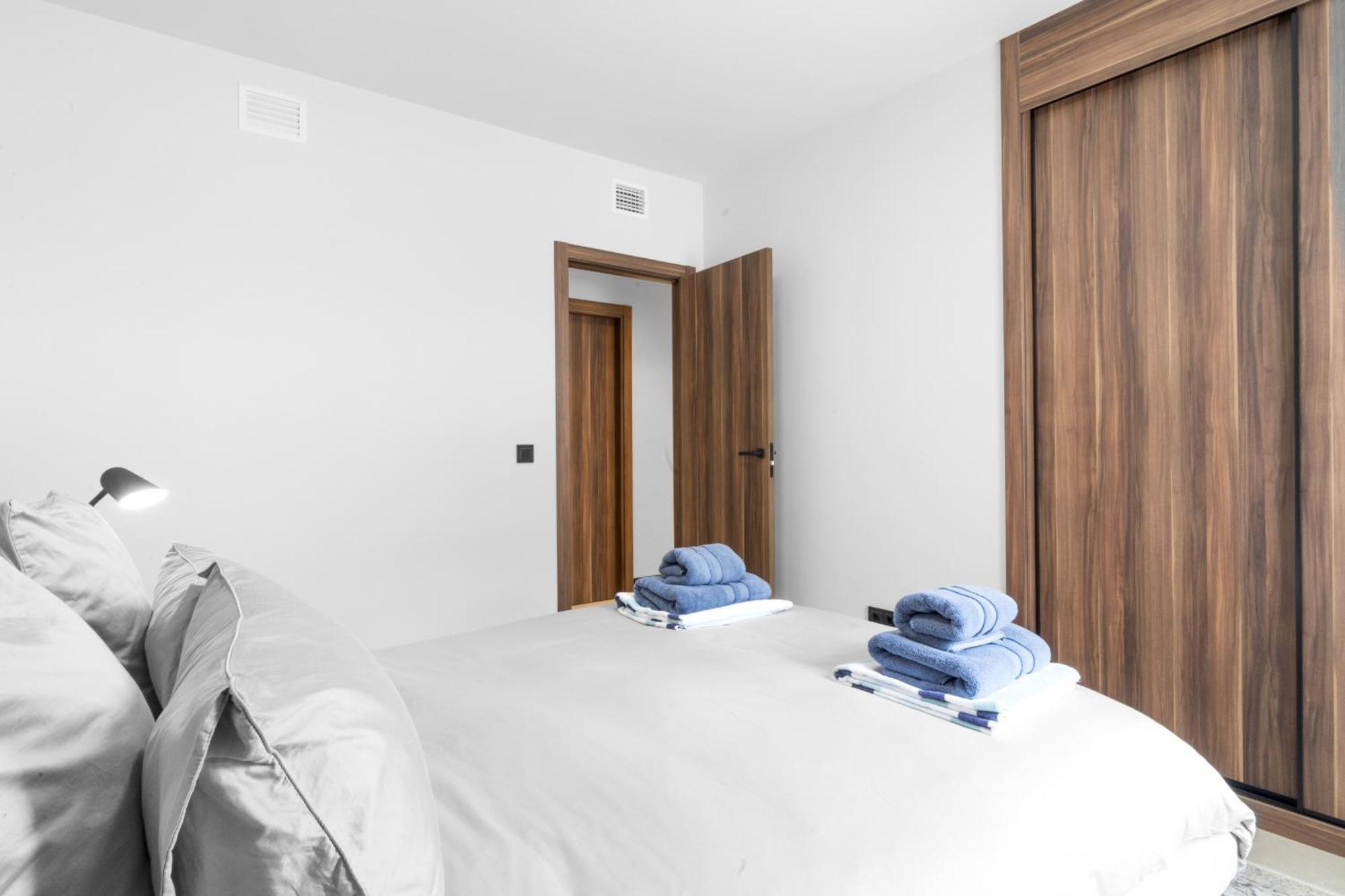 Lakes - 3 Bedroom Appartamento *
